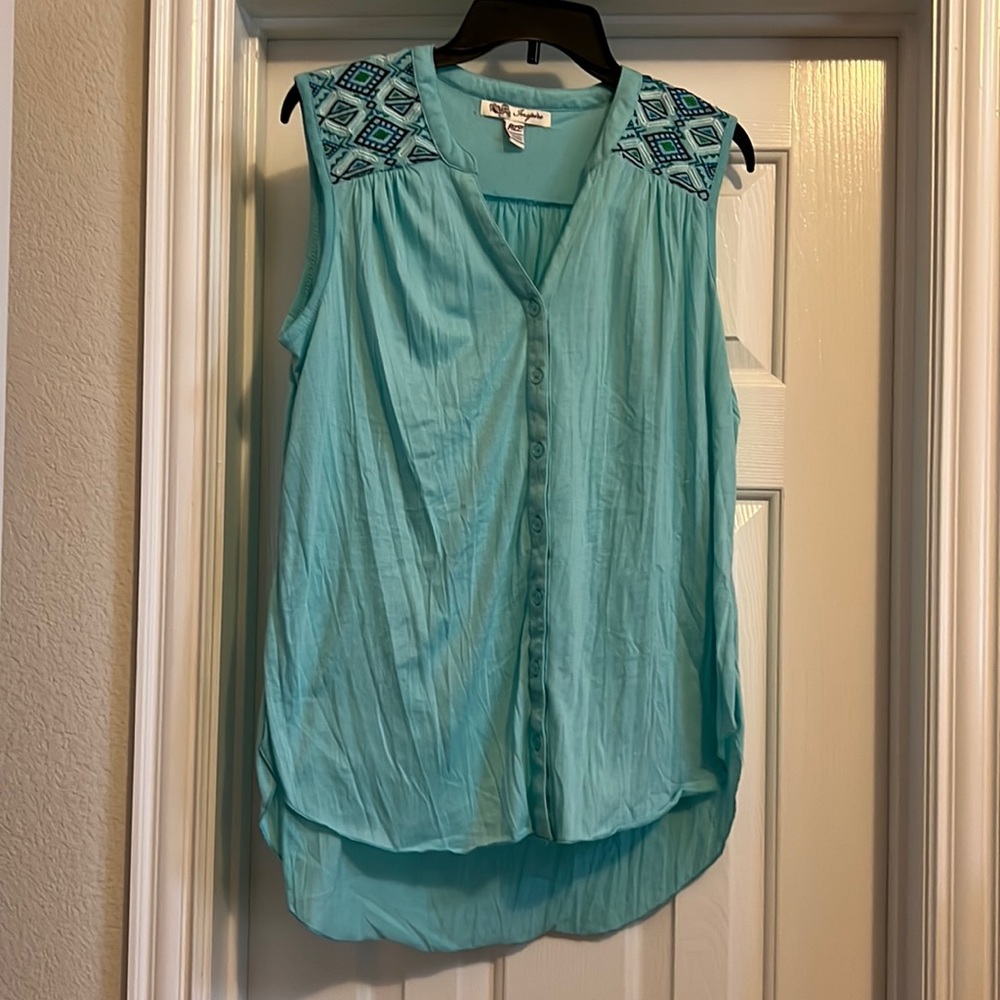 Woman’s Inspire Aqua Blue sleeveless  top, Size PXL